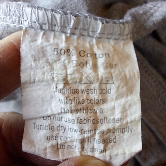 Comfy Chemo Long Sleeve T-Shirt Mens XL‎ Dual Zippers Port Access Light Gray - Picture 8 of 8